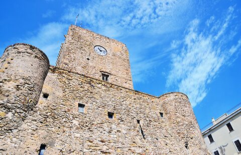 Navi E Traghetti Termoli Tremiti Prenota Online Con Tirrenia